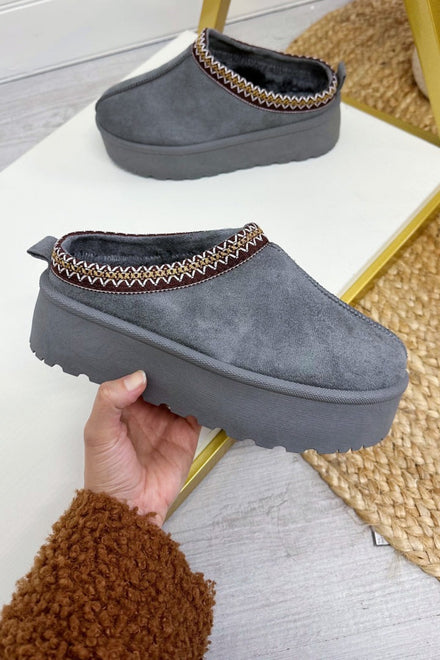 GREY FLUFFY PLATFORM SLIPPERS FAUX FUR LINED ANKLE BOOTS