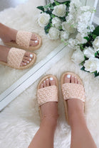 BEIGE PADDED PYRAMID DETAIL FLAT SLIDER SANDAL