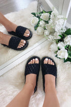 BLACK PADDED PYRAMID DETAIL FLAT SLIDER SANDAL